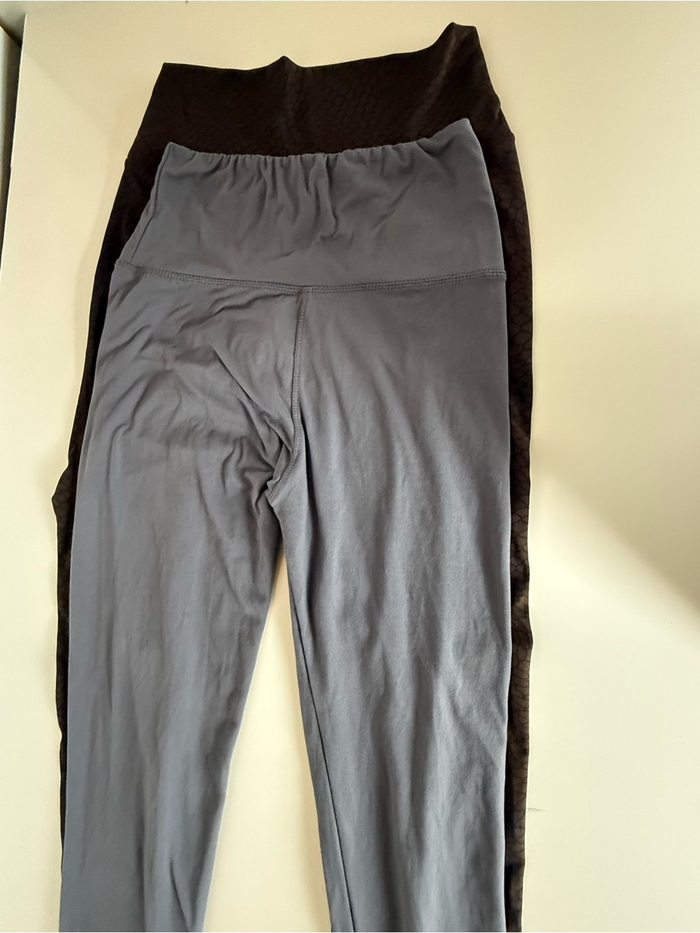 2 Pack Women’s High Waist Leggings Gray Brown Print Yoga Activewear S/M